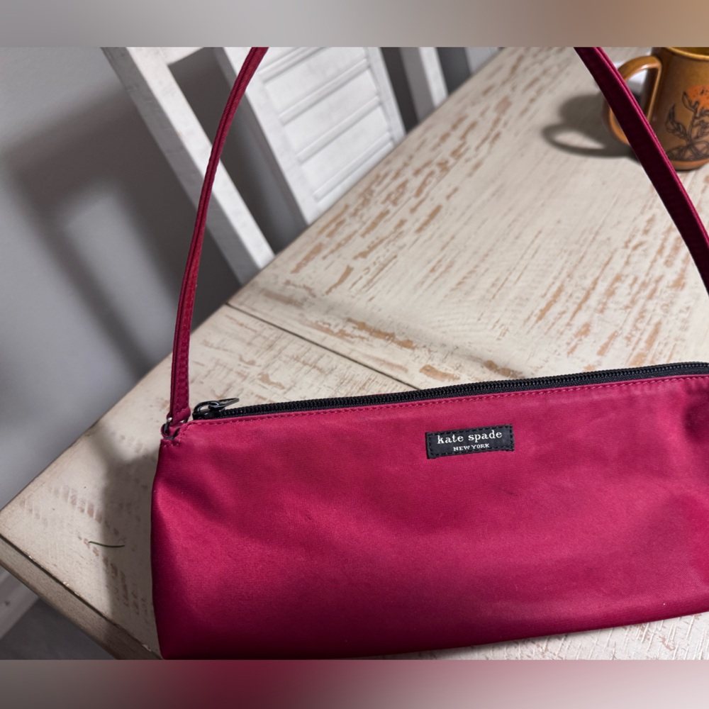 kate spade Red Nylon bag inside has issues Y2K